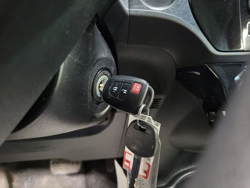 Used 2016 Toyota Prius C Two image 15