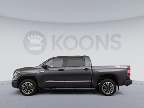 Used 2021 Toyota Tundra SR5 w/ SR5 Upgrade Package AWD/4WD image 2