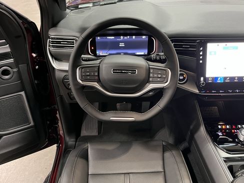 New 2026 Jeep Grand Wagoneer 4WD w/ Premium Group I image 12
