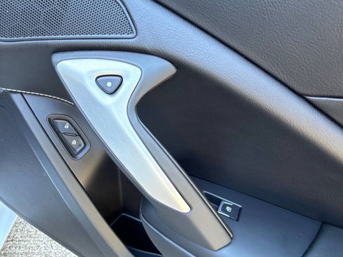 Used 2019 Chevrolet Corvette Stingray Coupe w/ 1LT RWD image 48