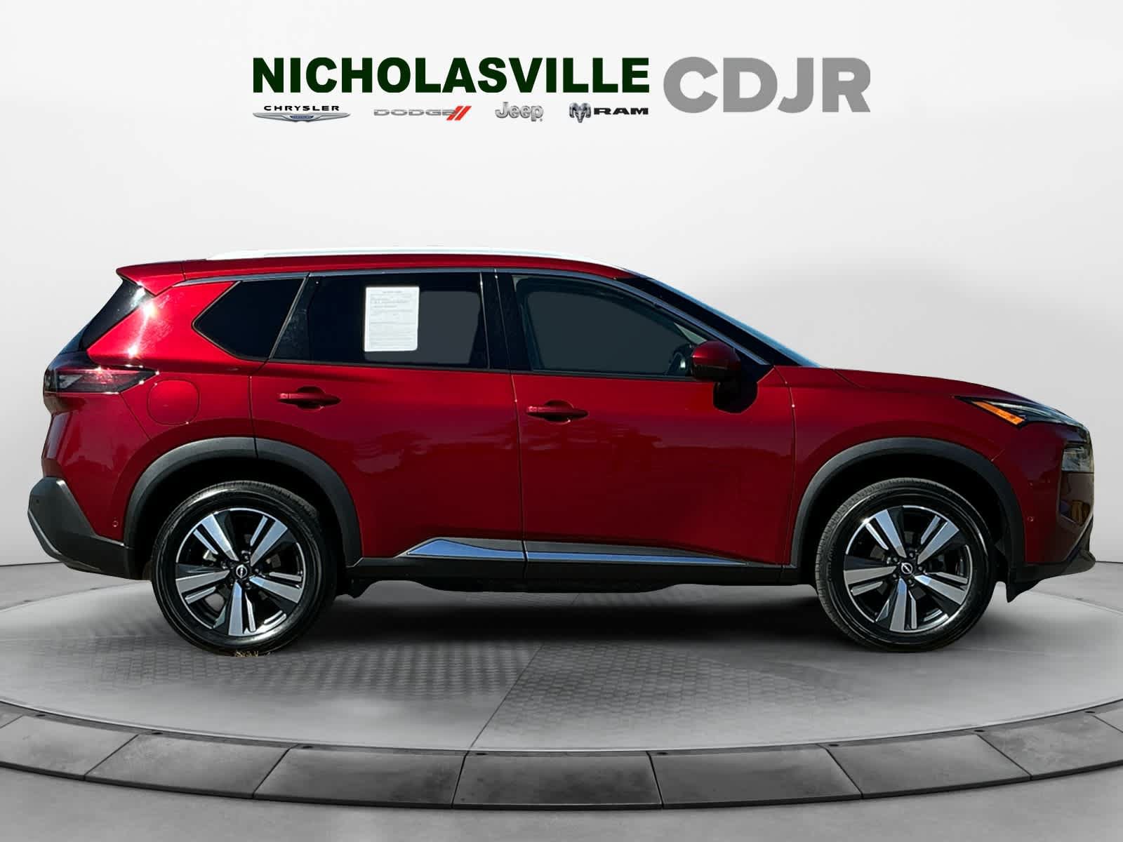 Used 2023 Nissan Rogue SL w/ SL Premium Package AWD/4WD image 6