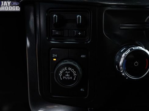 Used 2022 Ford F150 XLT w/ Equipment Group 302A High image 38