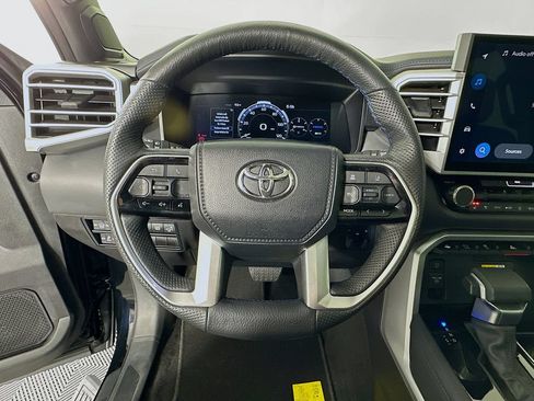 Used 2024 Toyota Sequoia Platinum AWD/4WD image 11