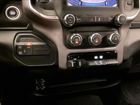 Used 2024 RAM 3500 Big Horn image 27