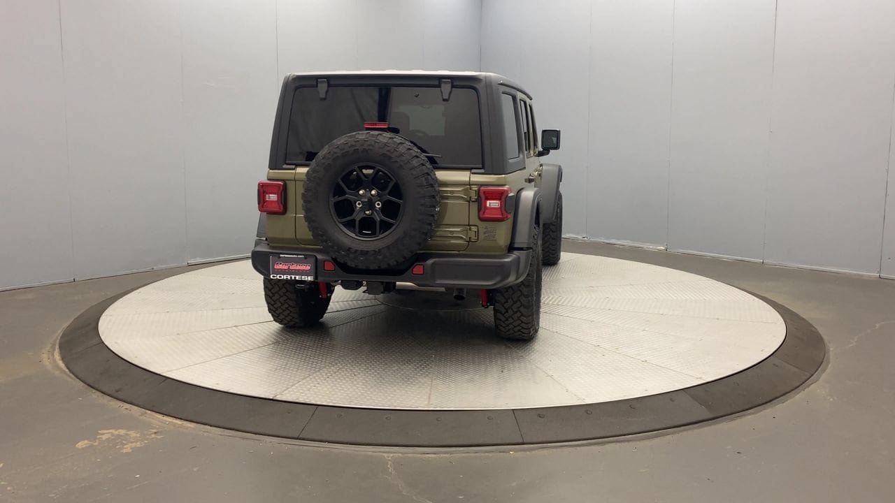 Used 2026 Jeep Wrangler Unlimited Sport AWD/4WD image 4