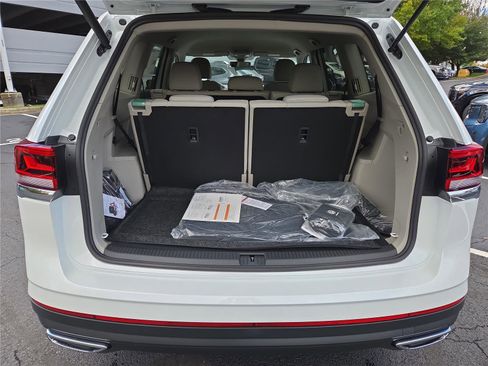 New 2026 Volkswagen Atlas SE image 5
