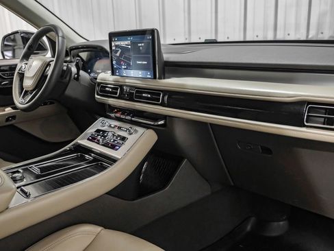Used 2022 Lincoln Aviator 2WD image 12