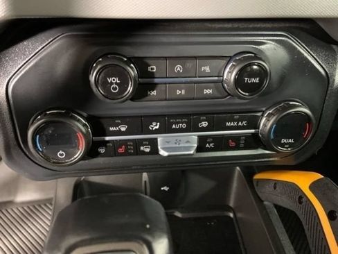 Used 2023 Ford Bronco Badlands AWD/4WD image 24