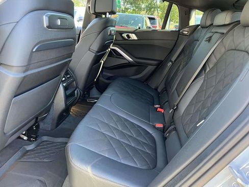Used 2024 BMW X6 M60i w/ Executive Package image 17