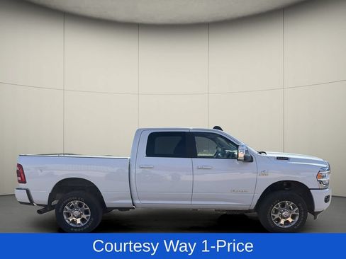 Used 2024 RAM 2500 Laramie AWD/4WD image 11