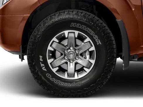Used 2018 Nissan Frontier PRO-4X AWD/4WD image 14