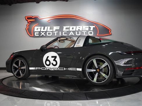 Used 2021 Porsche 911 Targa 4S Heritage Design AWD/4WD image 3