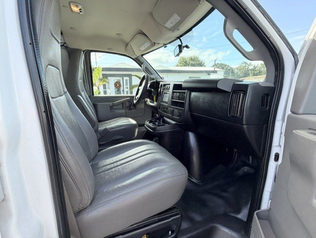 Used 2019 Chevrolet Express 2500 Extended w/ Driver Convenience Package RWD image 17