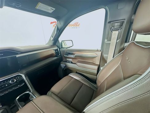 Used 2024 GMC Sierra 1500 Denali w/ Technology Package image 11