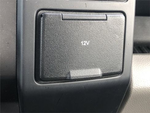 Used 2020 Ford F150 XL image 12