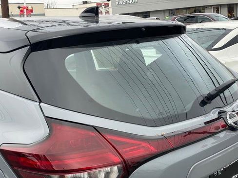 Certified 2023 Nissan Kicks SV image 29