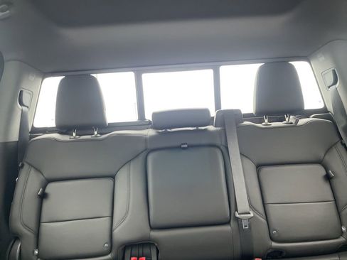 Used 2020 Chevrolet Silverado 1500 LT Trail Boss image 19