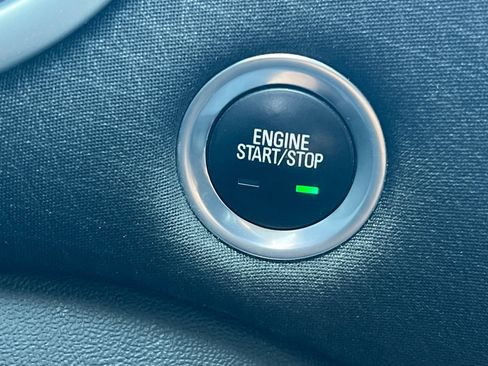 Used 2022 Chevrolet Malibu LT image 21