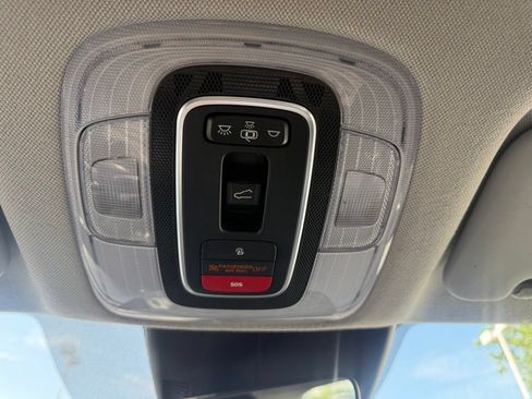 Used 2023 Hyundai Elantra Limited FWD image 26