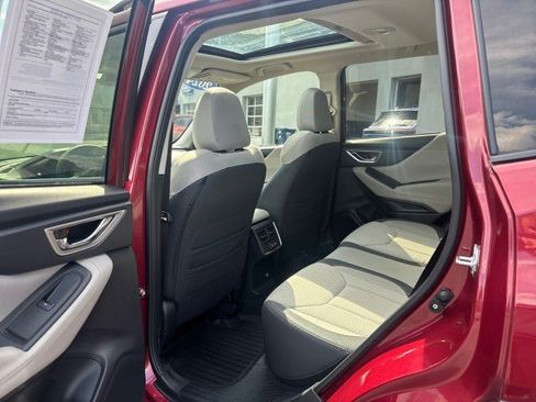 Certified 2024 Subaru Forester Premium AWD/4WD image 35
