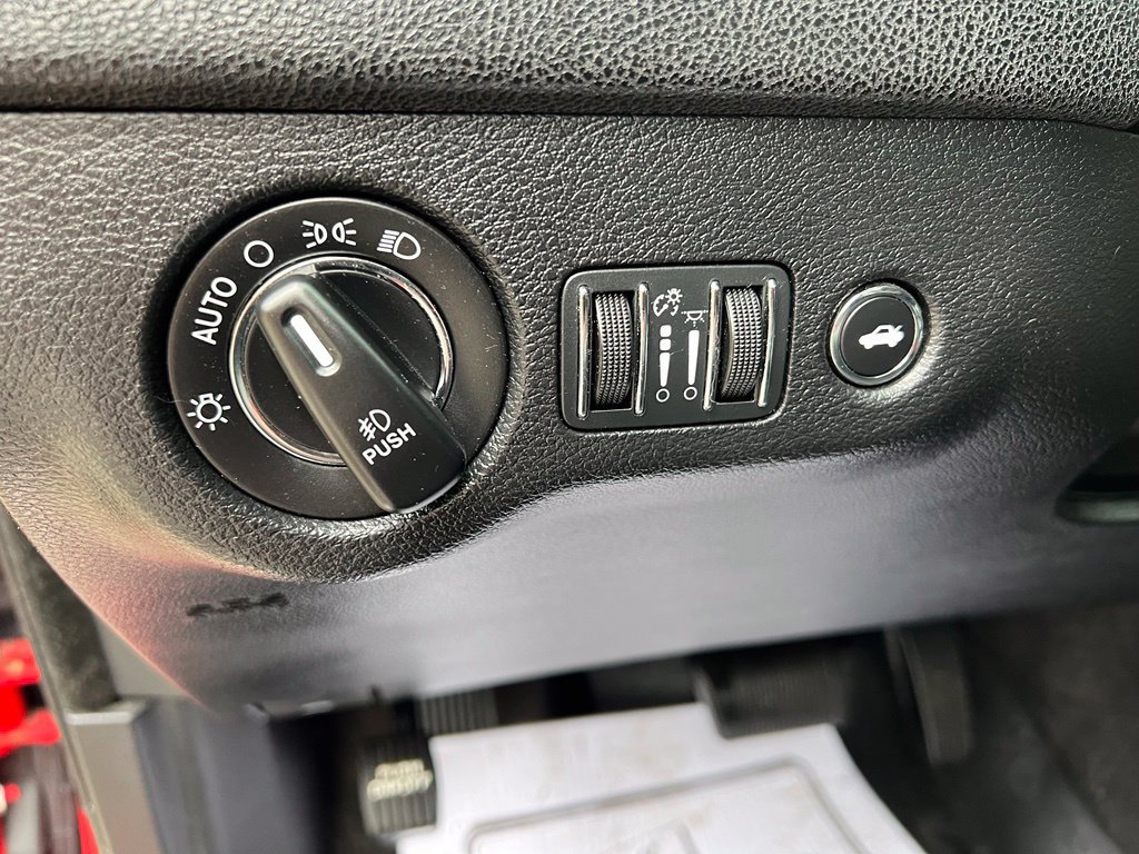 Used 2016 Chrysler 300 S AWD/4WD image 33