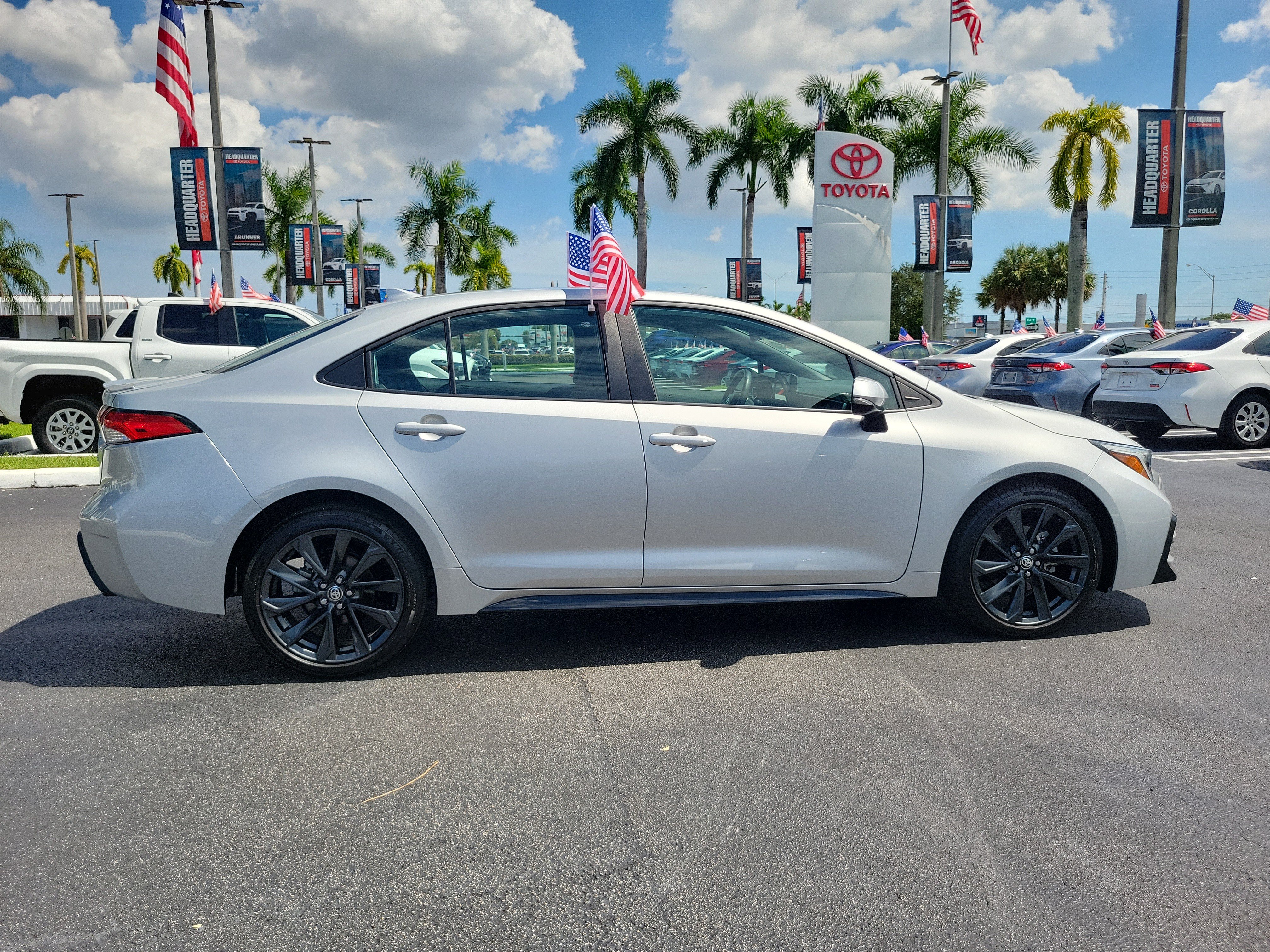 Used 2024 Toyota Corolla SE FWD image 13