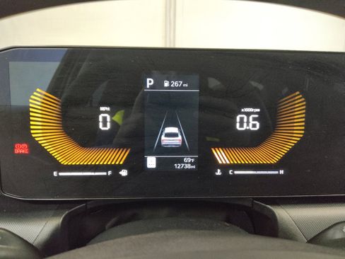 Used 2025 Kia K4 FWD image 23