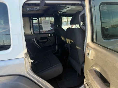 Used 2021 Jeep Wrangler Unlimited Sport AWD/4WD image 13