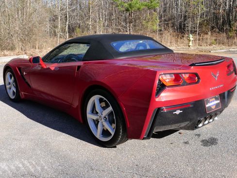 Used 2014 Chevrolet Corvette Stingray Convertible w/ 2LT Preferred Equipment Group RWD image 7