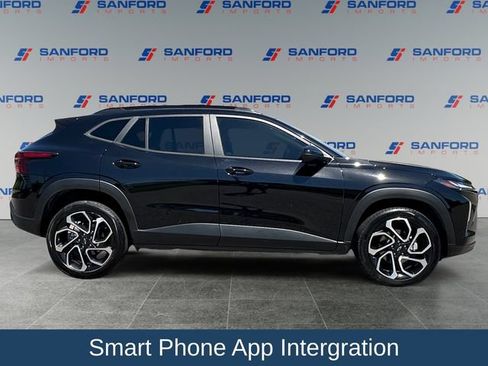 Used 2024 Chevrolet Trax RS w/ Driver Confidence Package FWD image 7