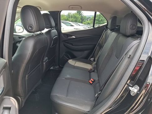 Used 2022 Buick Encore GX Preferred w/ Cold Weather Comfort Package AWD/4WD image 11