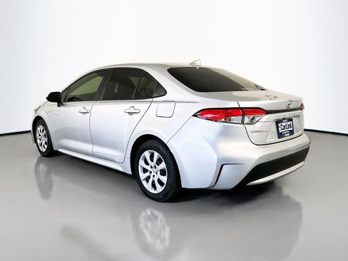Used 2020 Toyota Corolla LE FWD image 5