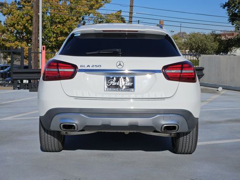 Used 2019 Mercedes-Benz GLA 250 image 7