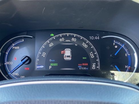 Certified 2023 Toyota RAV4 XLE Premium AWD/4WD image 33