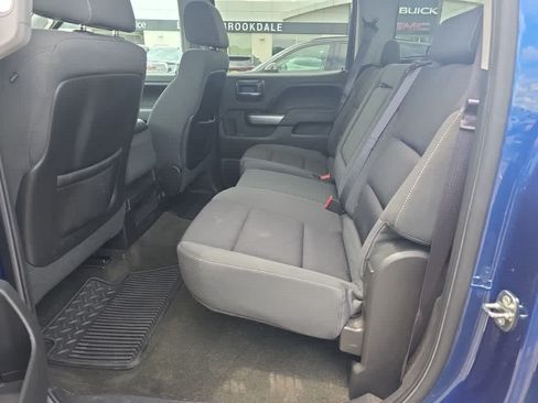 Used 2015 Chevrolet Silverado 1500 LT w/ LT Convenience Package AWD/4WD image 6