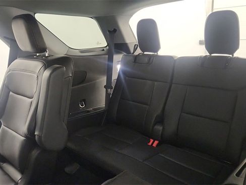 Used 2023 Ford Explorer XLT w/ Equipment Group 202A image 30
