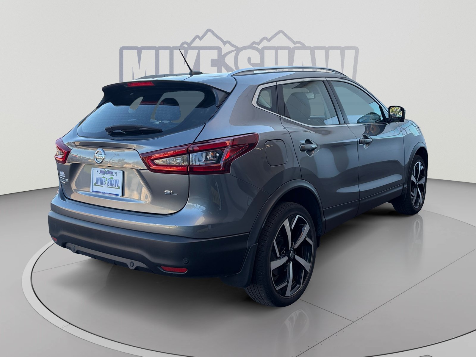 Used 2021 Nissan Rogue Sport SL w/ Premium Package FWD image 5