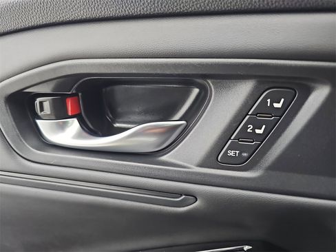 Used 2023 Honda Accord Touring image 33