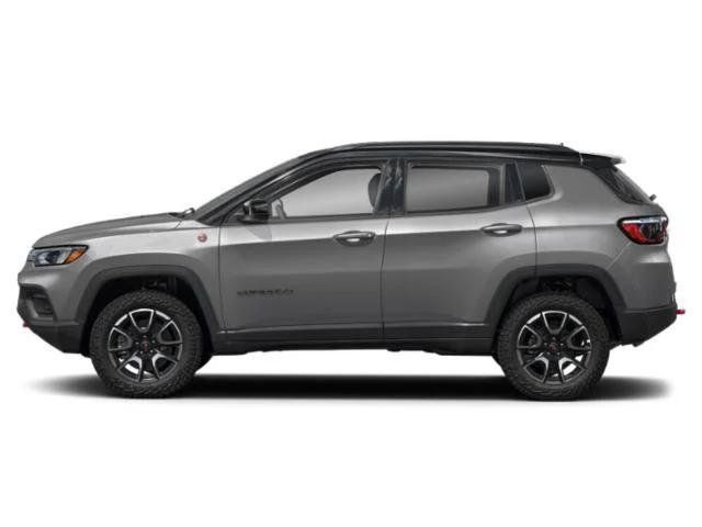 Certified 2023 Jeep Compass Trailhawk AWD/4WD image 3