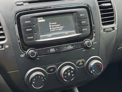 Used 2017 Kia Forte LX w/ LX Popular Package image 29