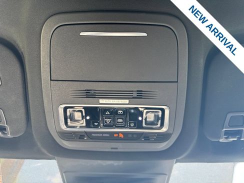 Used 2024 Lincoln Nautilus Reserve w/ Equipment Group 202A AWD/4WD image 29