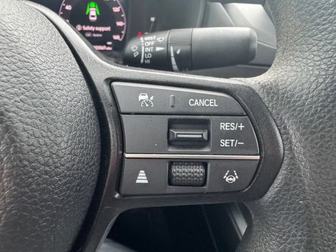Used 2025 Honda Accord LX image 17