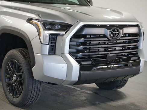 New 2026 Toyota Tundra Limited image 4