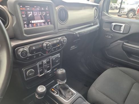 Used 2020 Jeep Wrangler Unlimited Sport AWD/4WD image 19