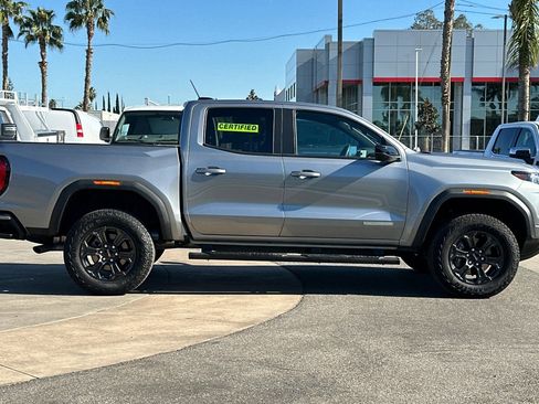 Certified 2025 GMC Canyon Elevation image 3