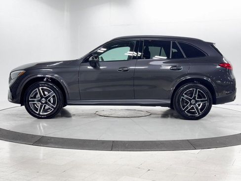 Used 2024 Mercedes-Benz GLC 300 GLC 300 w/ AMG Line image 4