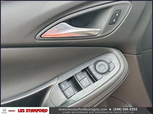 Used 2024 Buick Encore GX Sport Touring FWD image 17