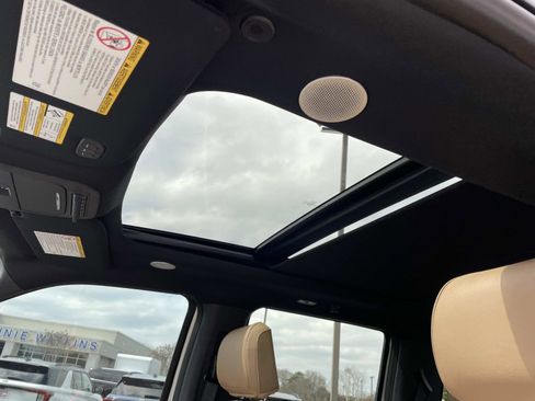 Used 2024 Ford F250 Lariat w/ Lariat Ultimate Package image 17