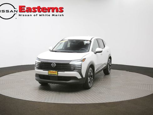 Used 2025 Nissan Kicks SV image 52