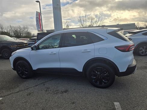 Used 2024 Ford Escape Active image 8